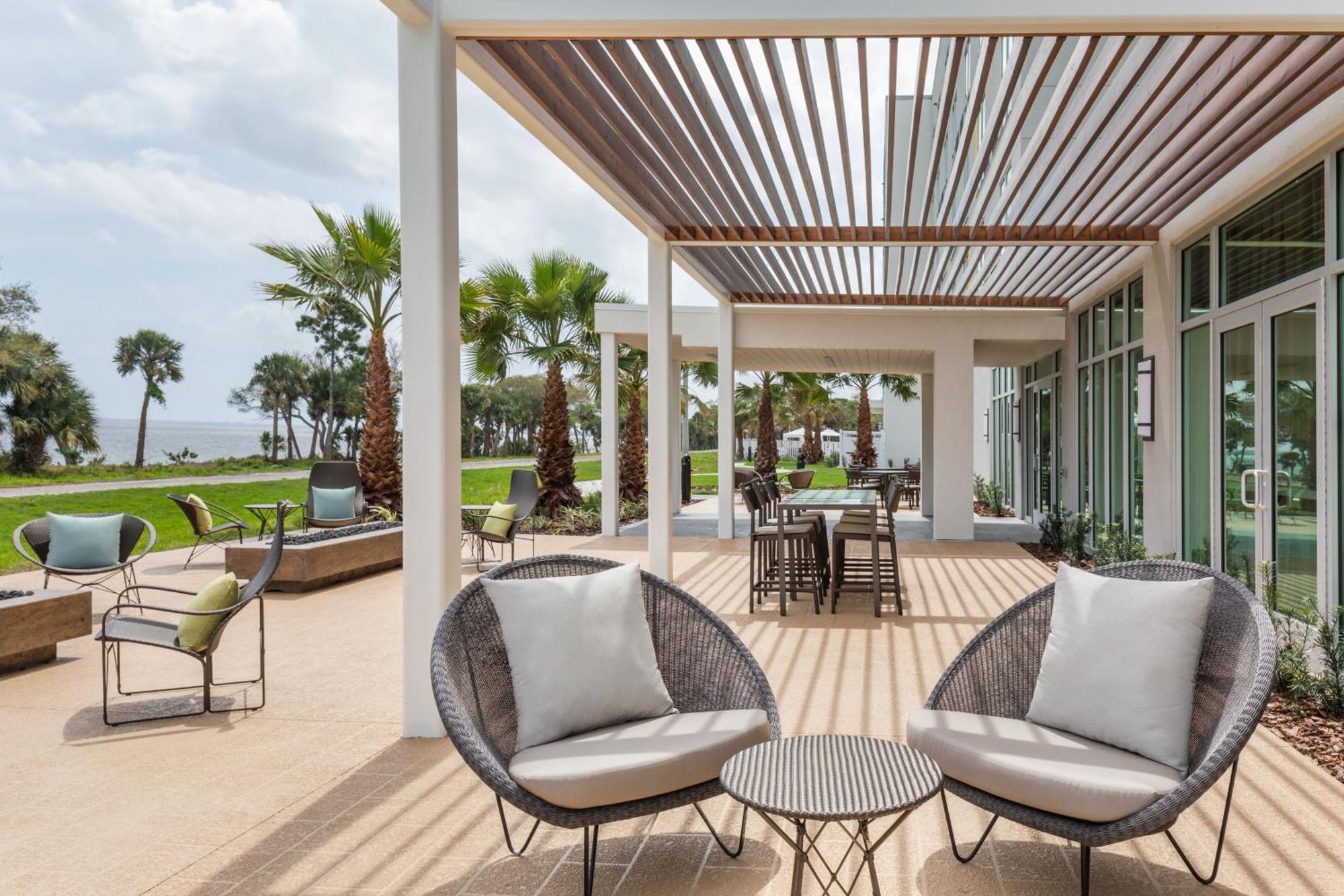Courtyard By Marriott Titusville Kennedy Space Center Ngoại thất bức ảnh